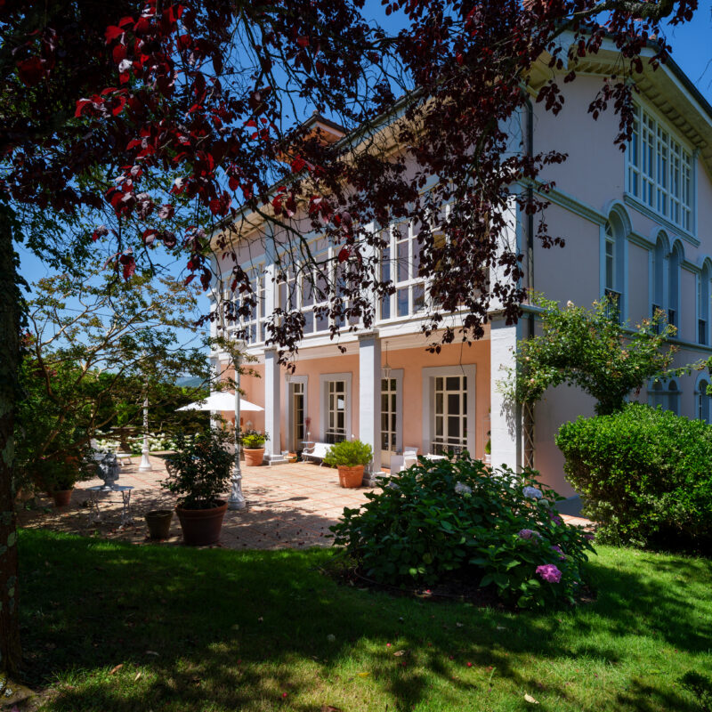 Casa Indiana restaurada en Piloña, Asturias